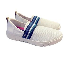 Ryka Haze slip-on sneakers white mesh upper and a blue/green striped elastic 10W